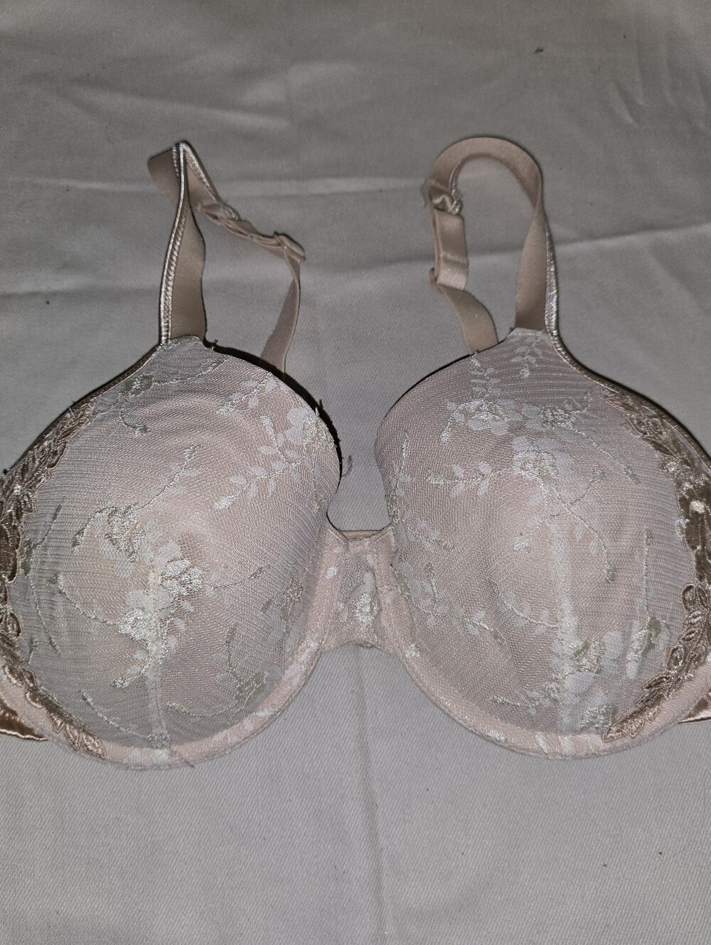 Playtex Style M908 Beige Embroidered Lace 38C padded underwire